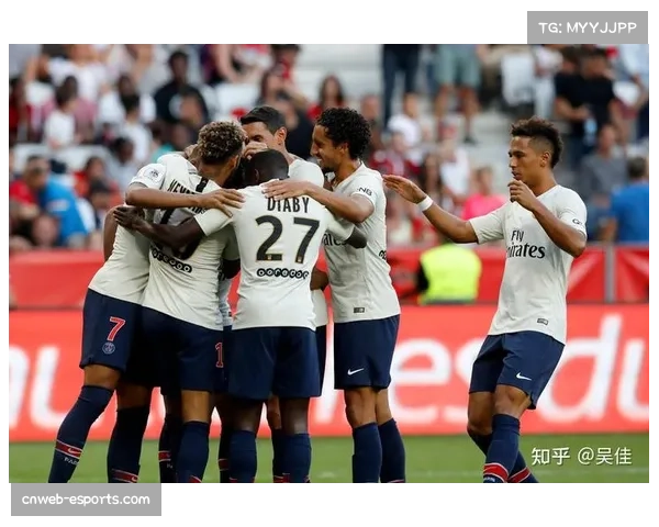 运动品牌推出法甲联赛球员专属“定位球战靴”，强调触球精准度